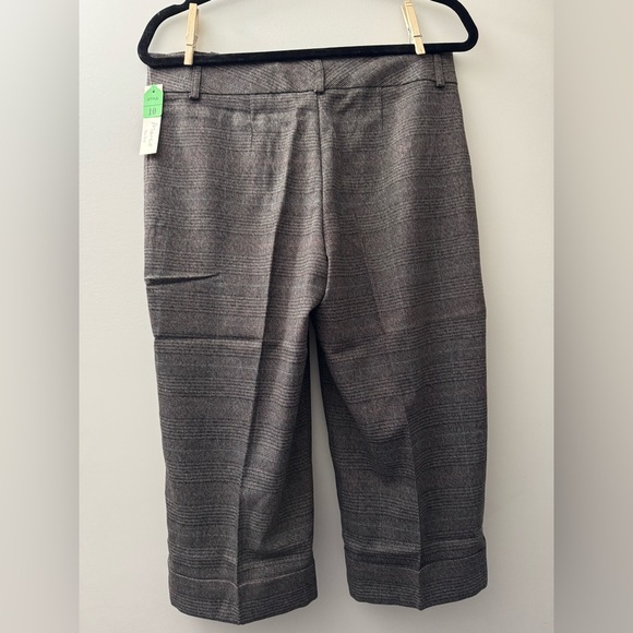 Women’s Cropped Dress Pants - Picture 7 of 7